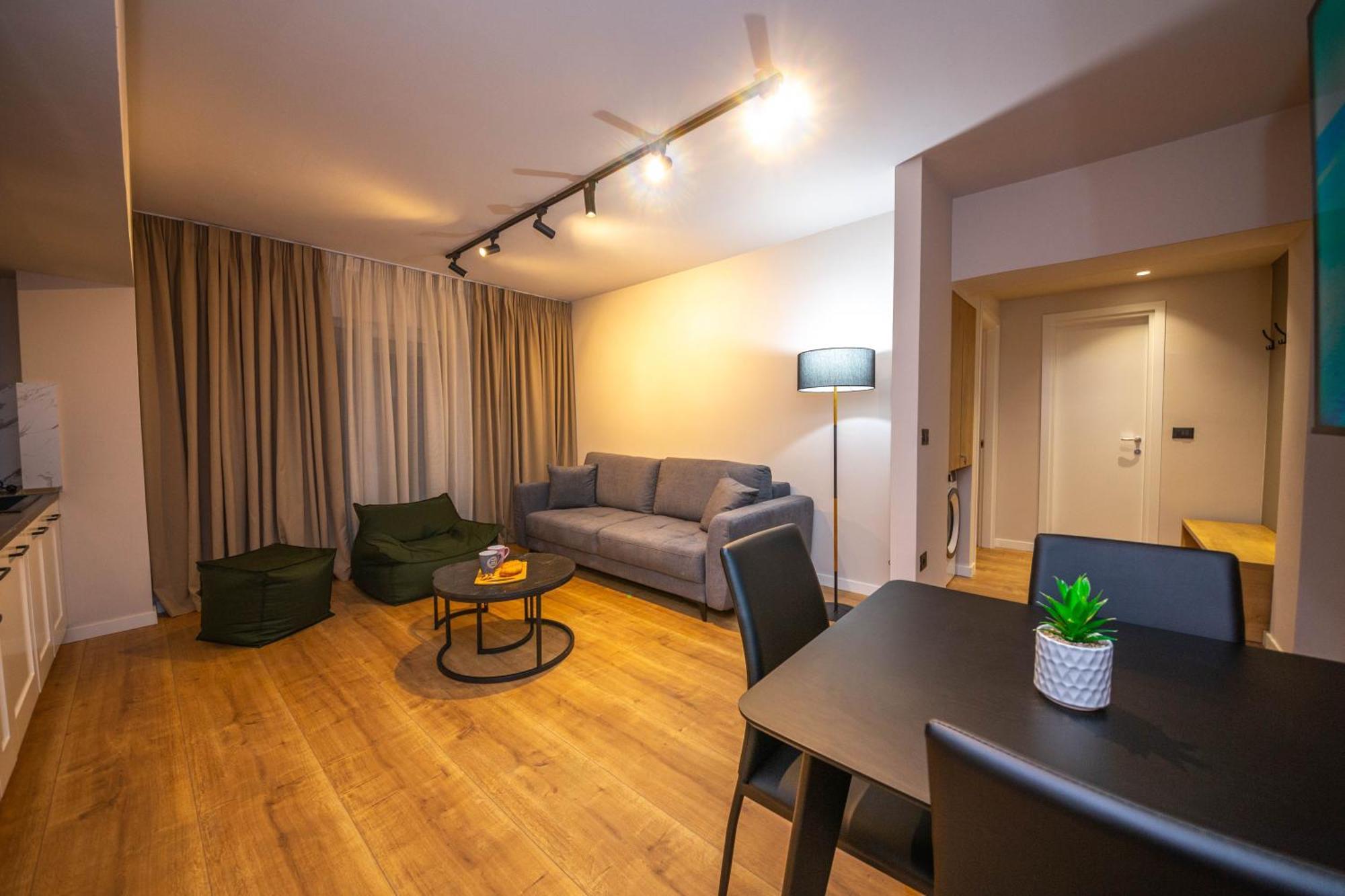 Blloku Unique Apartments 2 Tiranë Ngoại thất bức ảnh