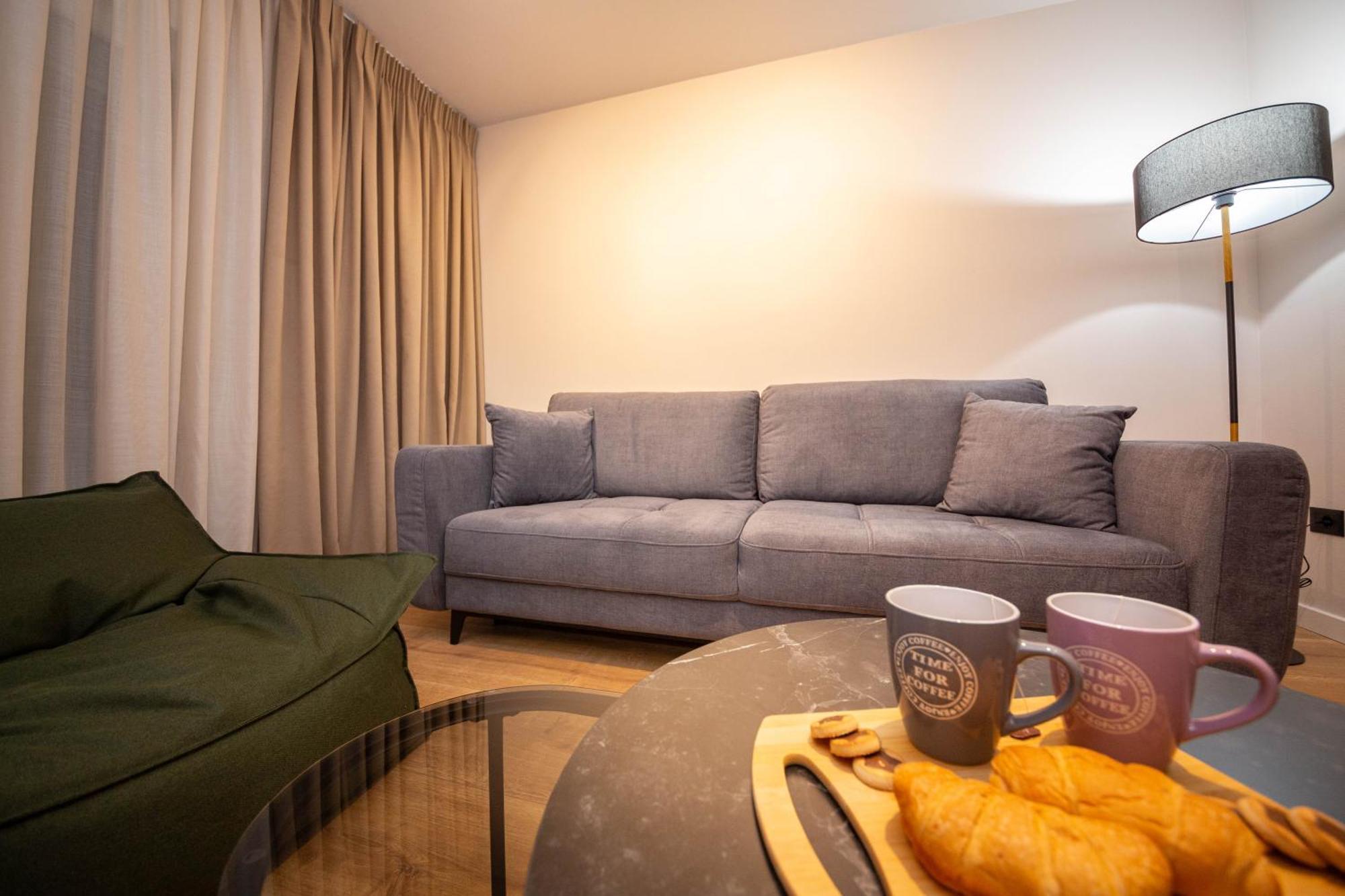 Blloku Unique Apartments 2 Tiranë Ngoại thất bức ảnh
