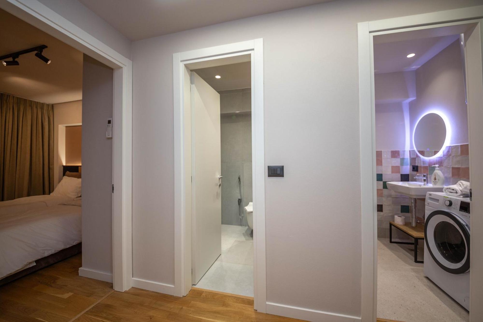 Blloku Unique Apartments 2 Tiranë Ngoại thất bức ảnh