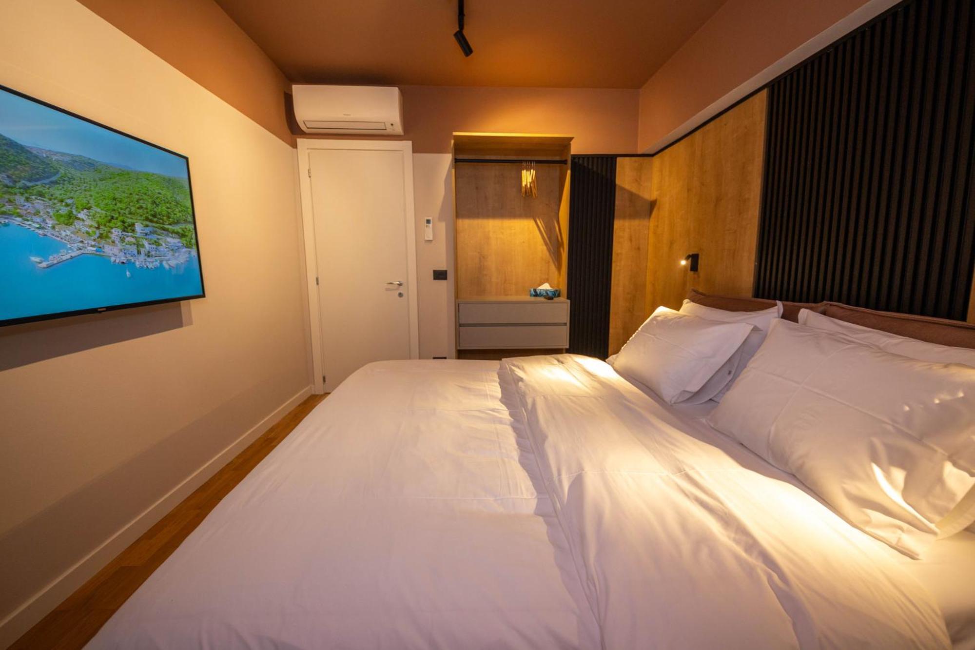 Blloku Unique Apartments 2 Tiranë Ngoại thất bức ảnh