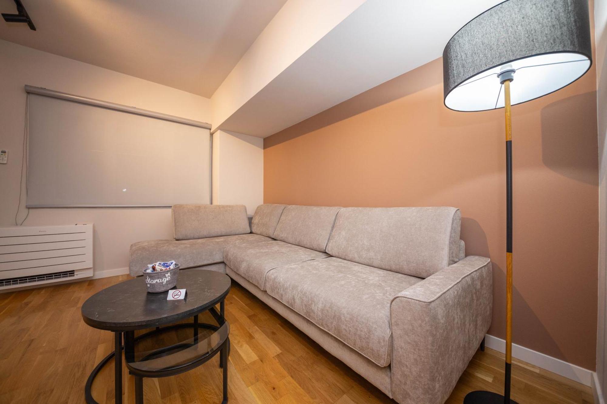 Blloku Unique Apartments 2 Tiranë Phòng bức ảnh